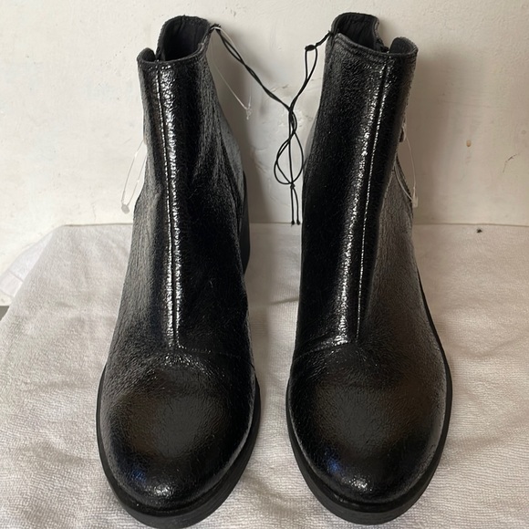 Divided Shoes - Divided boots by H & M